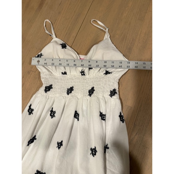 She's Cool White Navy Floral Embroidered Smocked Waist Sundress Small - Picture 3 of 4